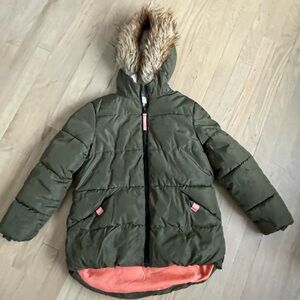 Treasure & Bond Olive Puffer Jacket with Faux Fur Hood